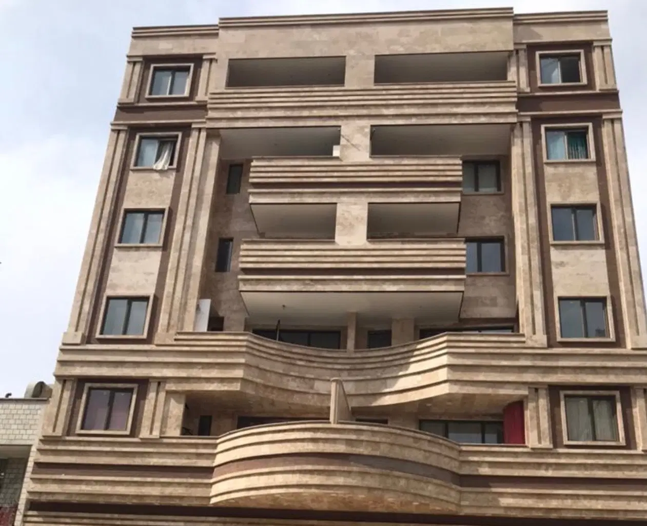 ۷۴ متر سندار فول امکانات - تصویر 1 از 1