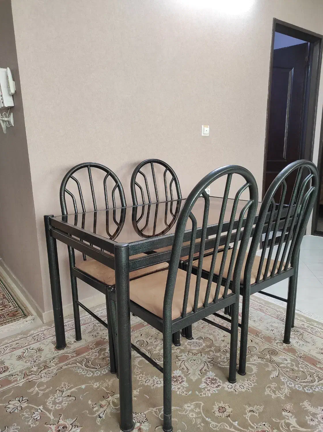 میز نهارخوری ۴ نفره فلزی|میز و صندلی غذاخوری|بجنورد, |دیوار