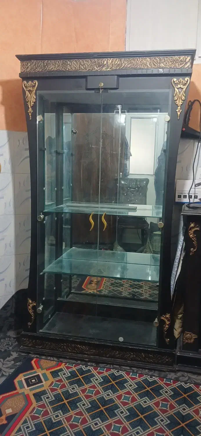 گنجه تمام چوب پشت آینه|بوفه، ویترین، کنسول|مشهد, انقلاب|دیوار