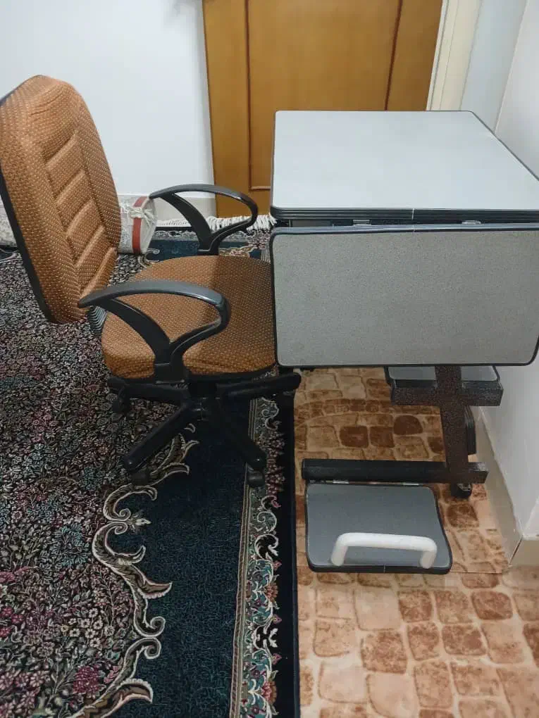 میز و صندلی کامپیوتر درحدنو|میز تحریر و کامپیوتر|سمنان, |دیوار