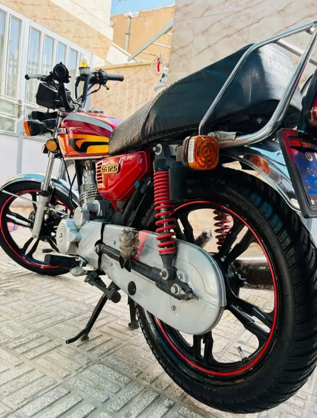 فروش یک دستگاه موتورسیکلت هوندا CG125|موتورسیکلت|سمنان, |دیوار