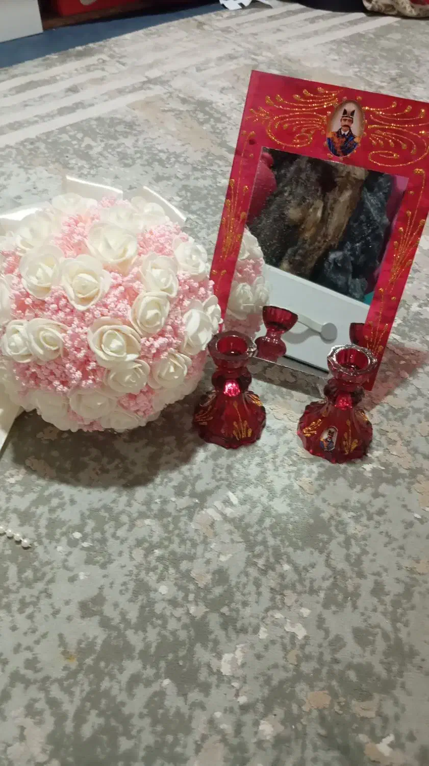 دسته گل عروس با چادر عروس بااینه شمعدان|آینه|پاکدشت, پاکدشت (مامازند)|دیوار