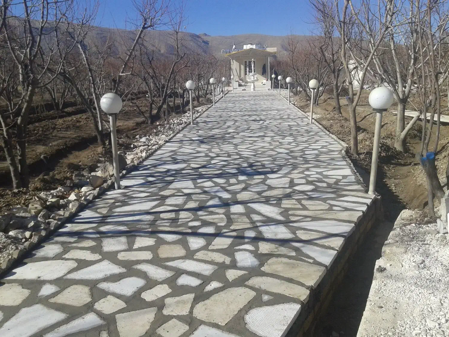 فروش سنگ لاشه ۴سانتی در ابعاد مختلف .|مصالح و تجهیزات ساختمان|مرودشت, ابوذر شمالی|دیوار