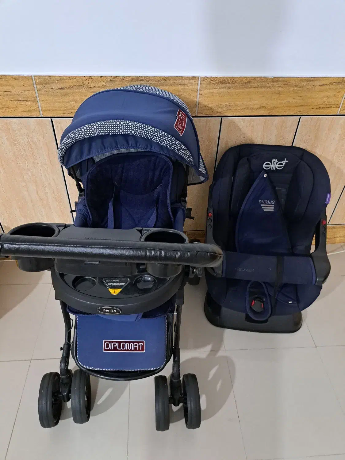 کالسکه صندلی به همراه کریر|کالسکه و لوازم جانبی|اسدآباد, |دیوار