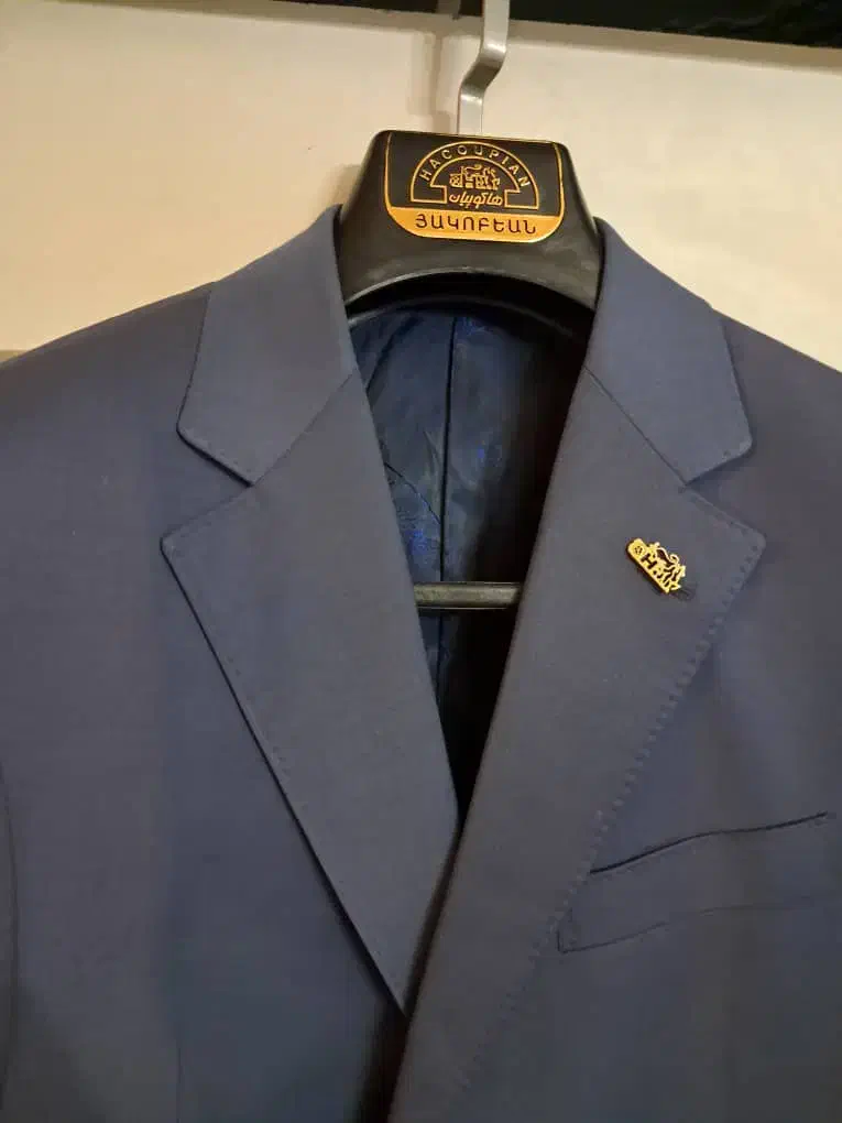 چند کت شلوار برند فروش فوری|لباس|کرج, گوهردشت|دیوار