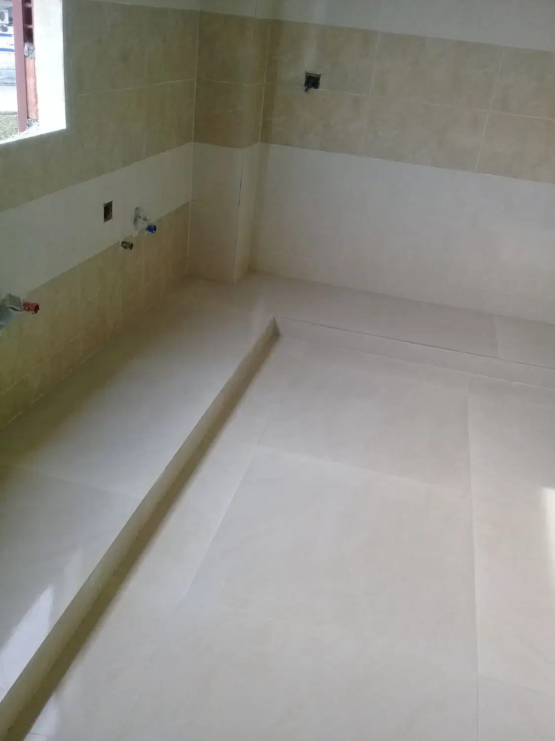 انواع کار کاشیکاری وبین کابینتی|خدمات پیشه و مهارت|گرگان, |دیوار