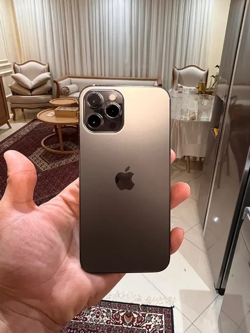 آیفون ۱۲ پرومکس ZAA 256 سری M|موبایل|تهران, سعادت‌آباد|دیوار