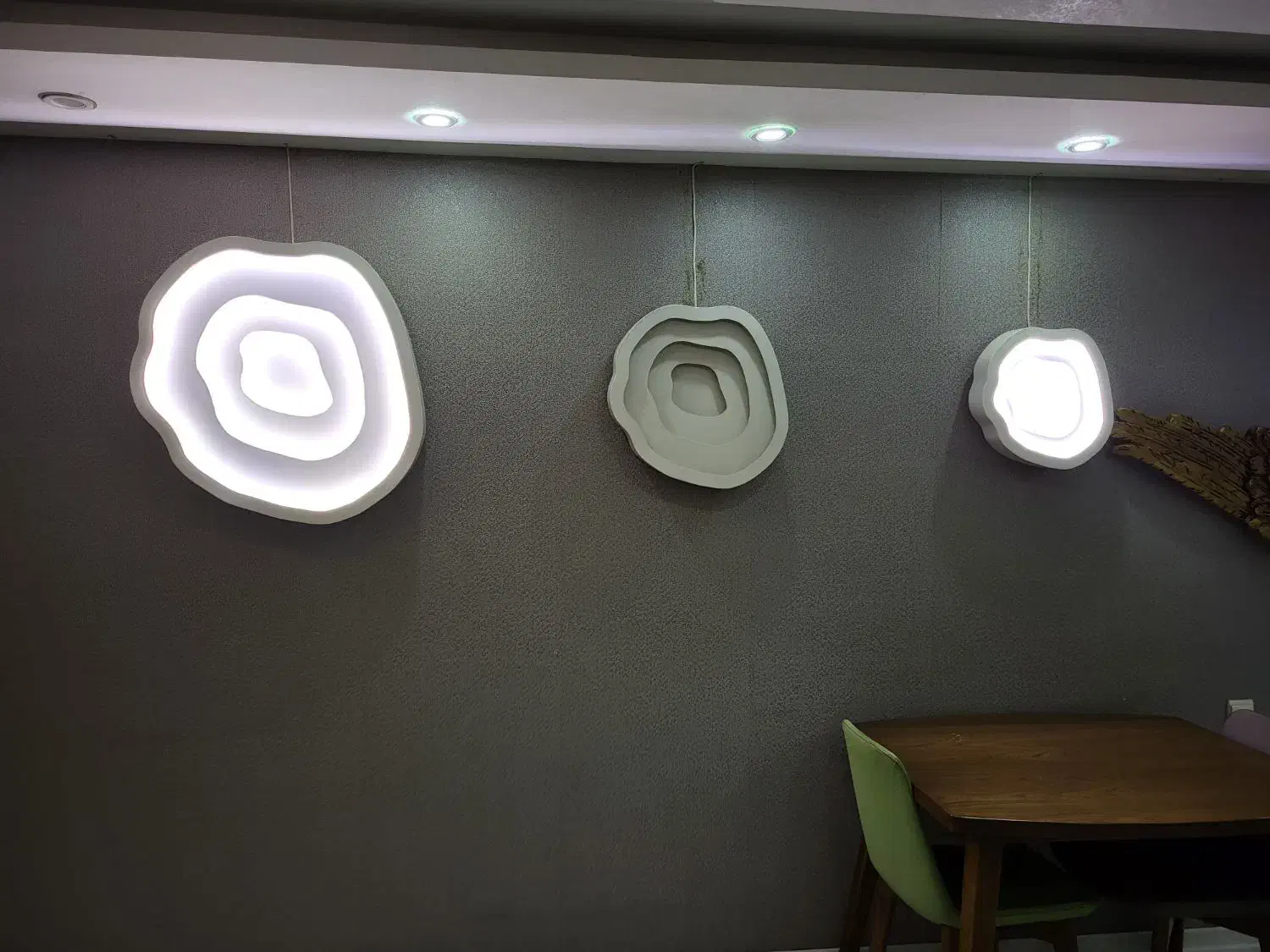 لوستر ۳ عددی مدرن دیواری|لوستر و چراغ آویز|اهواز, کوی آغاجاری|دیوار