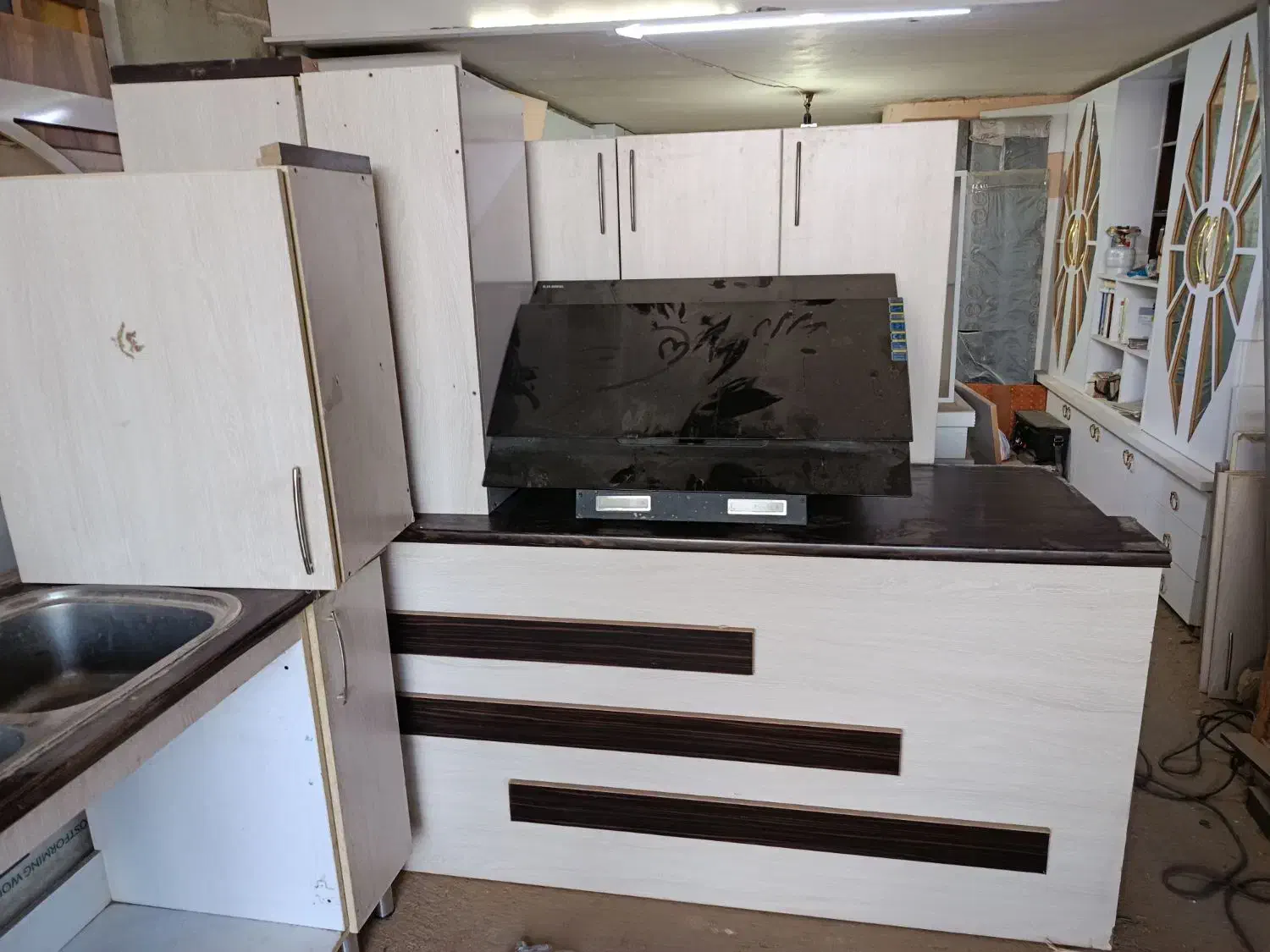 کابینت دست دوم|مصالح و تجهیزات ساختمان|شیراز, گویم|دیوار