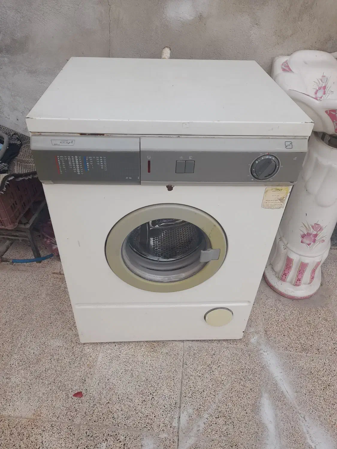 ماشین لباسشویی کیلویی ارج میارم  نصب میکنم|ماشین لباسشویی و خشک‌کن لباس|ارومیه, |دیوار