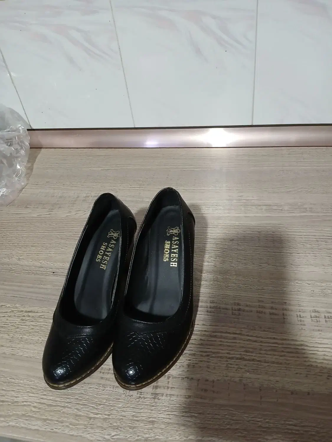 کفش‌ زنانه‌‌ چرم‌ زیره‌طبی سایز۳۶|کیف، کفش، کمربند|قرچک, مهدیه|دیوار