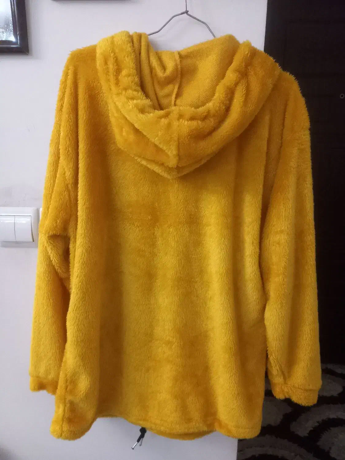 هودی تدی و تعدادی لباس پاییزه|لباس|بهارستان, |دیوار