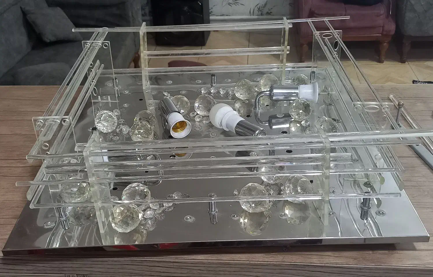 لوستر|لوستر و چراغ آویز|اسلام‌شهر, شهرک قائمیه|دیوار