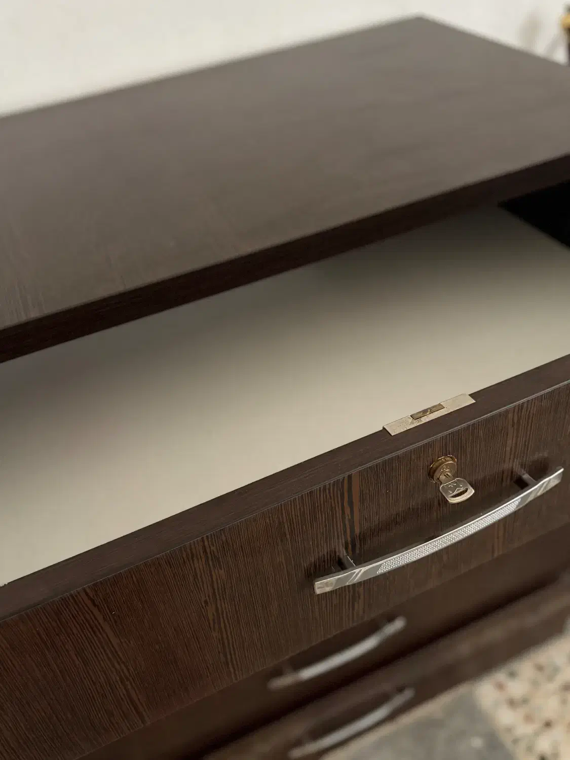 دراور چوبی ۵ کشو|جاکفشی، کمد، دراور|ساری, |دیوار