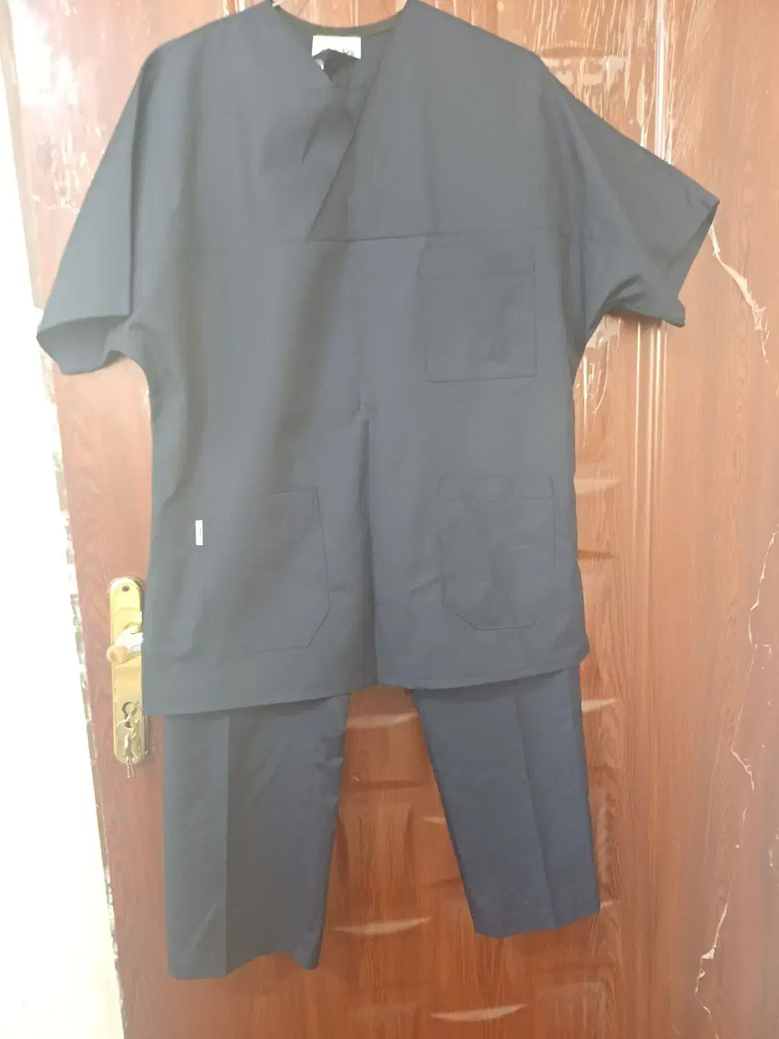 اسکراب پزشکی|پزشکی|صدرا-فارس, فاز ۲|دیوار