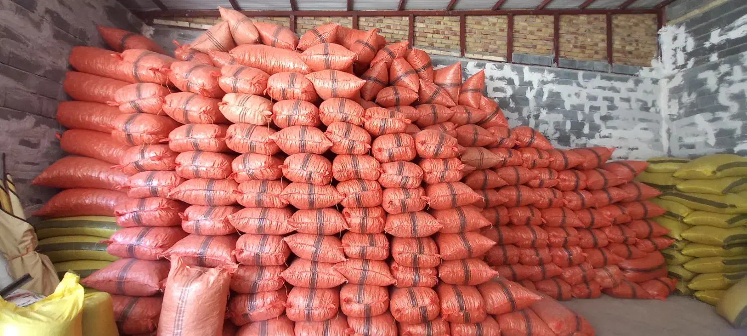 نیروی کار آقابرای کارگاە خشکبار|استخدام صنعتی، فنی، مهندسی|سنندج, |دیوار