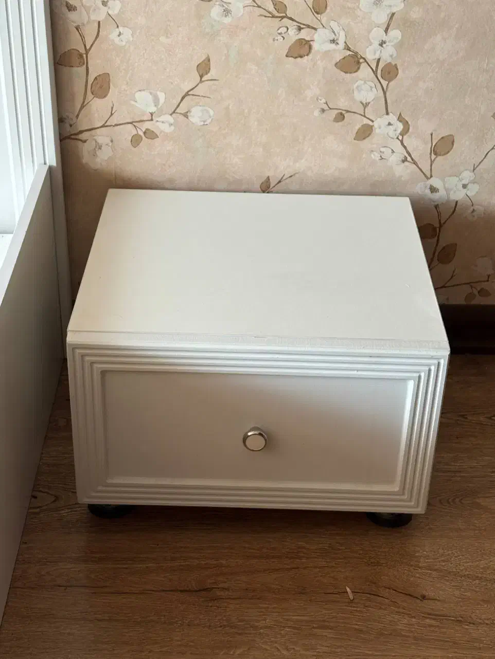 سرویس خواب- تخت خواب|تخت و سرویس خواب|اصفهان, باغ زرشک|دیوار