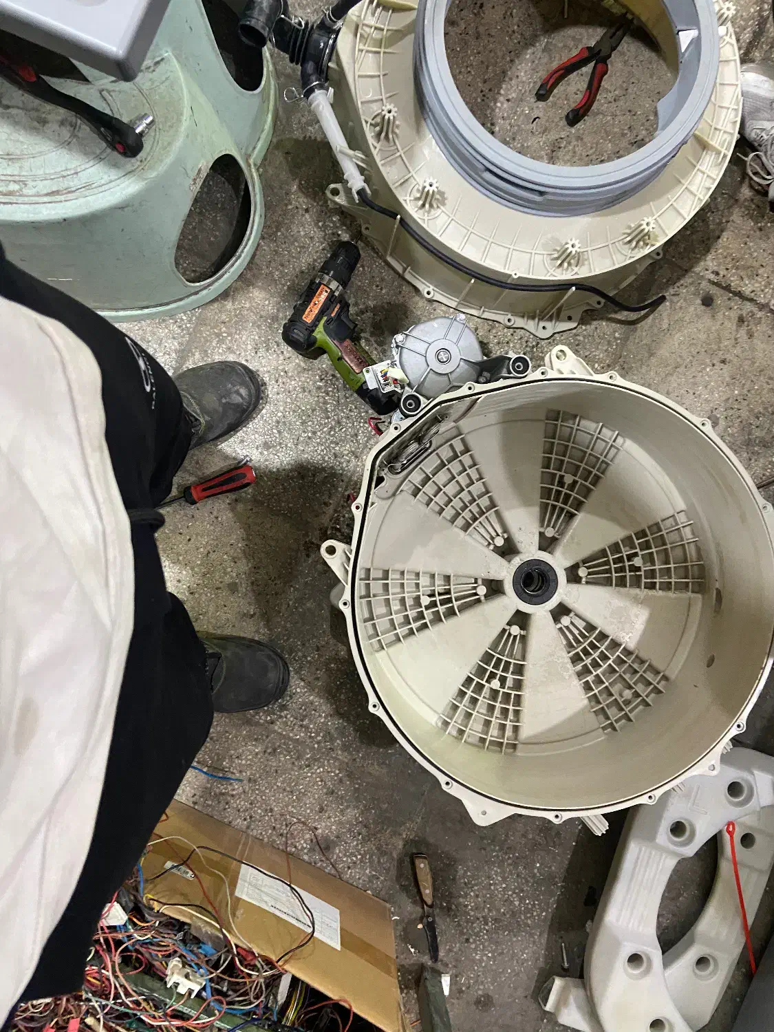 انجام تمام خدمات لباسشویی در منزل نصب و تعمیر|خدمات پیشه و مهارت|اندیمشک, |دیوار