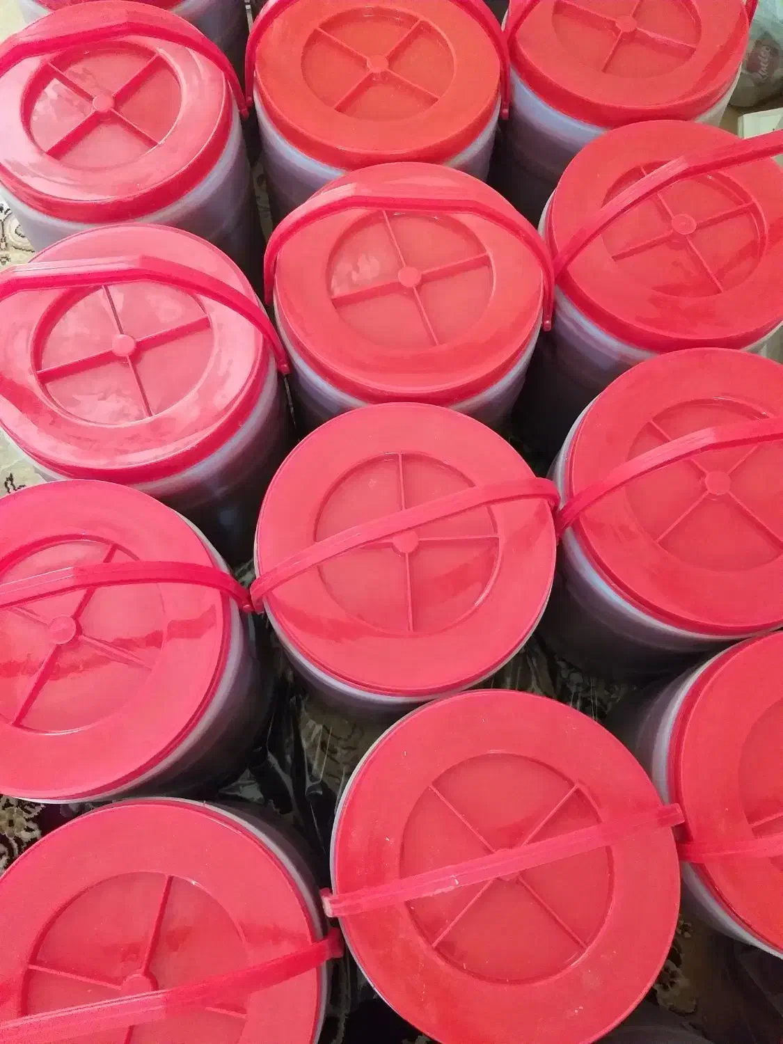 رب گوجه|خوردنی و آشامیدنی|قم, چهار امامزاده|دیوار