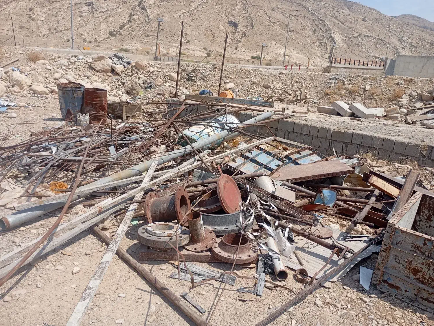 خریدار ضایعات بالاترین قیمت درب منزل  آهن .|خدمات پیشه و مهارت|دوگنبدان, |دیوار