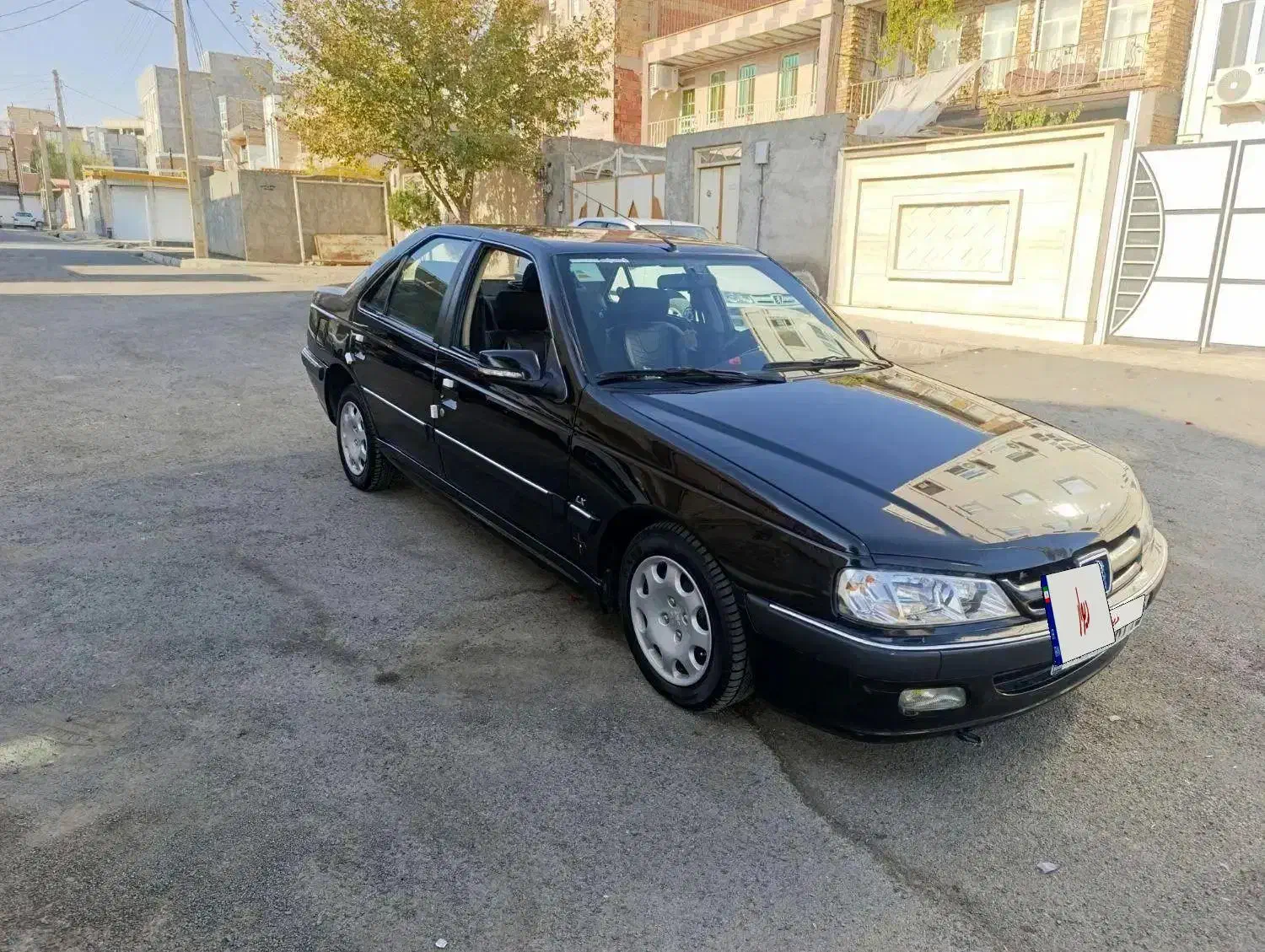 پرشیا مشکی|خودرو سواری و وانت|میانه, |دیوار