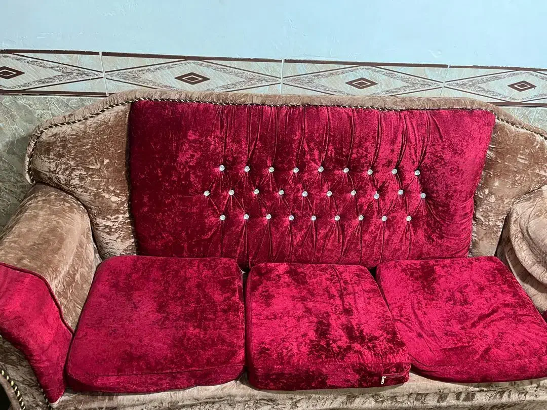 مبل مخملی|مبلمان خانگی و میز عسلی|زرند, |دیوار