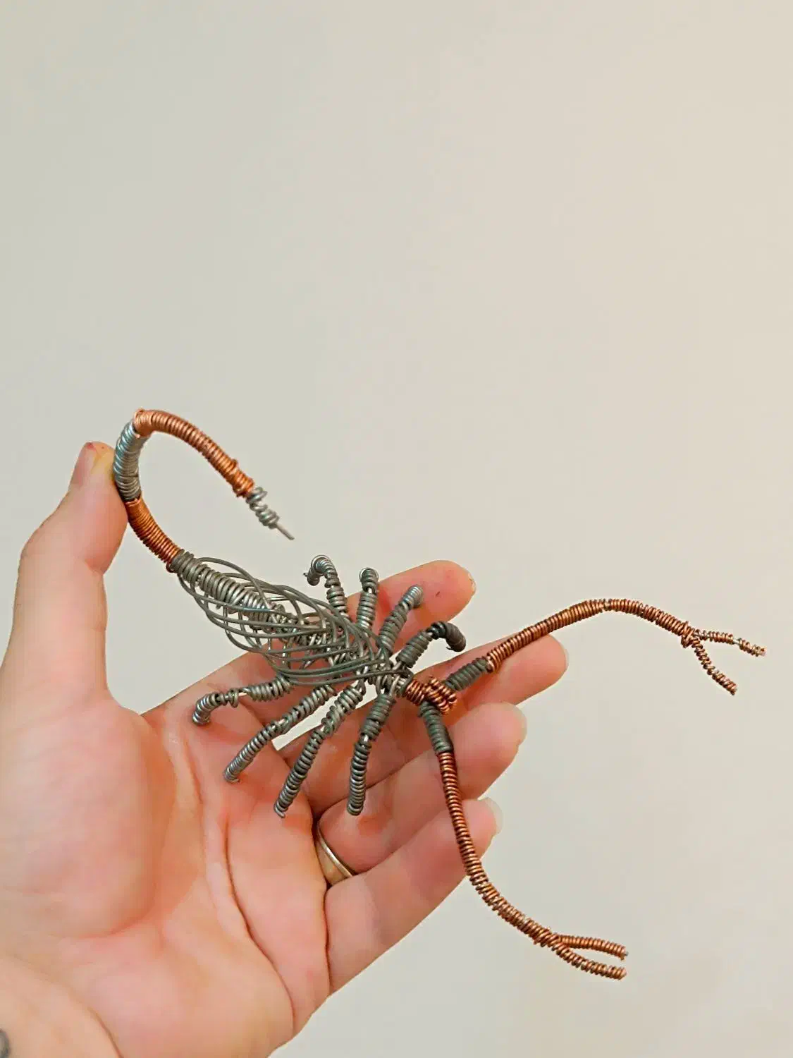 مجسمه مفتولی شاه عقرب|مجسمه، تندیس، ماکت|محمدشهر, ولدآباد|دیوار