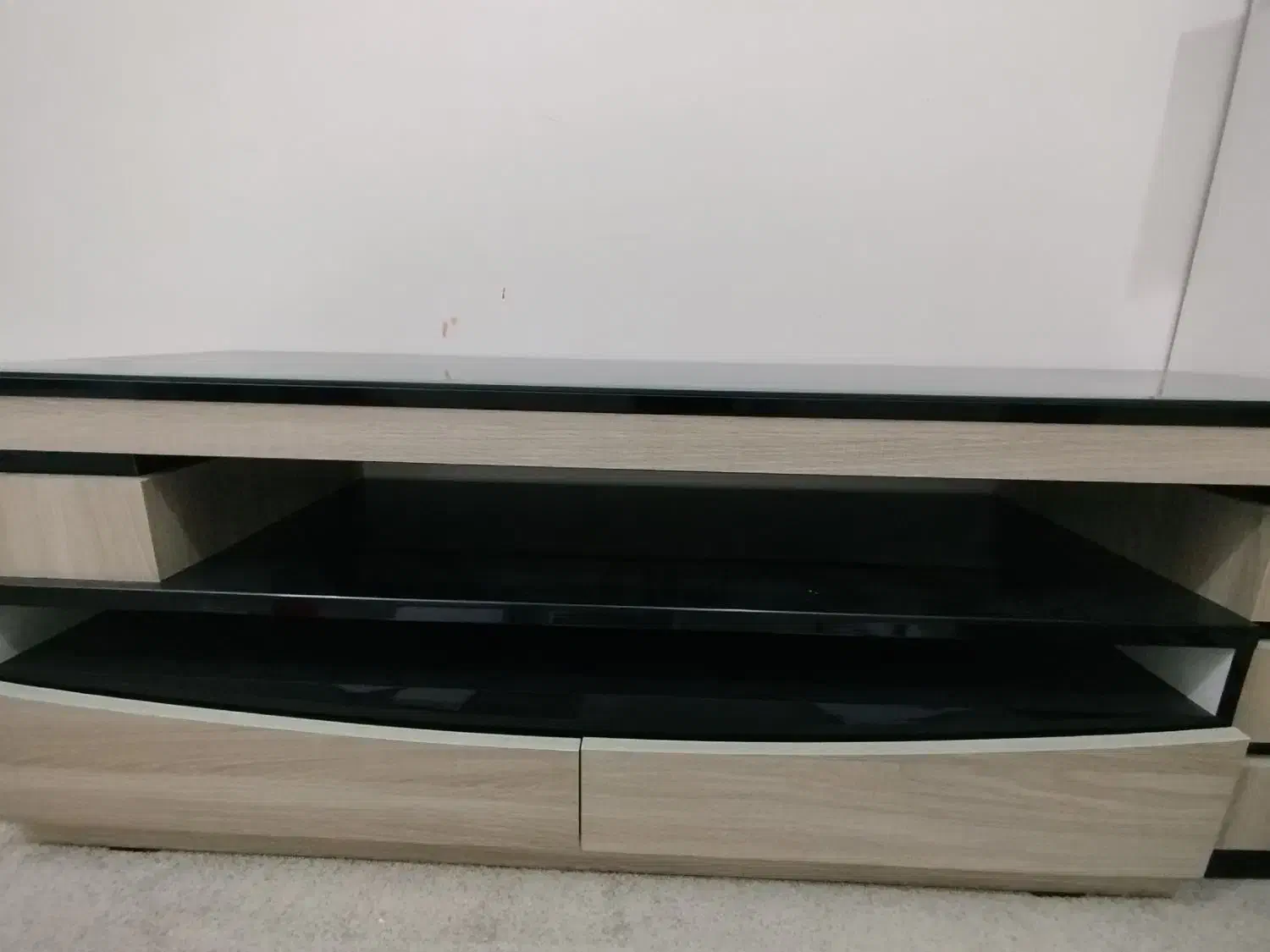 فروش یک عدد میز تلویزیون|میز تلویزیون|زابل, |دیوار