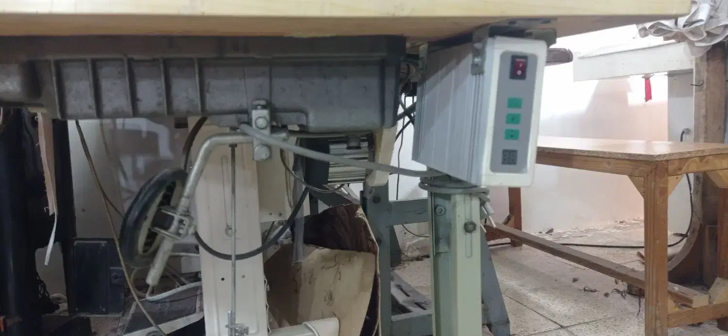 فروشی|چرخ خیاطی و ریسندگی|قرچک, میرزائی جنوبی|دیوار