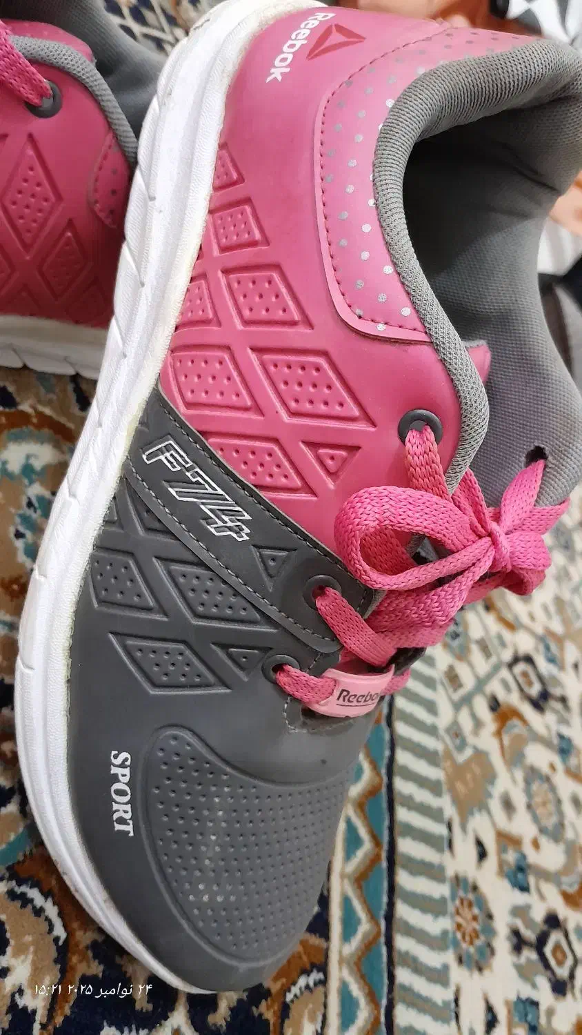 کفش اسپرت|کیف، کفش، کمربند|گلبهار, شهر جدید گلبهار|دیوار