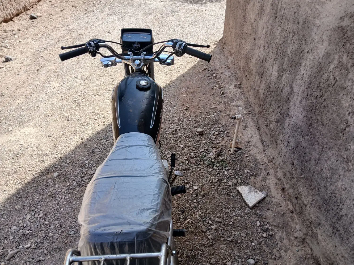 تندیس فروشی هس|مجسمه، تندیس، ماکت|تایباد, |دیوار