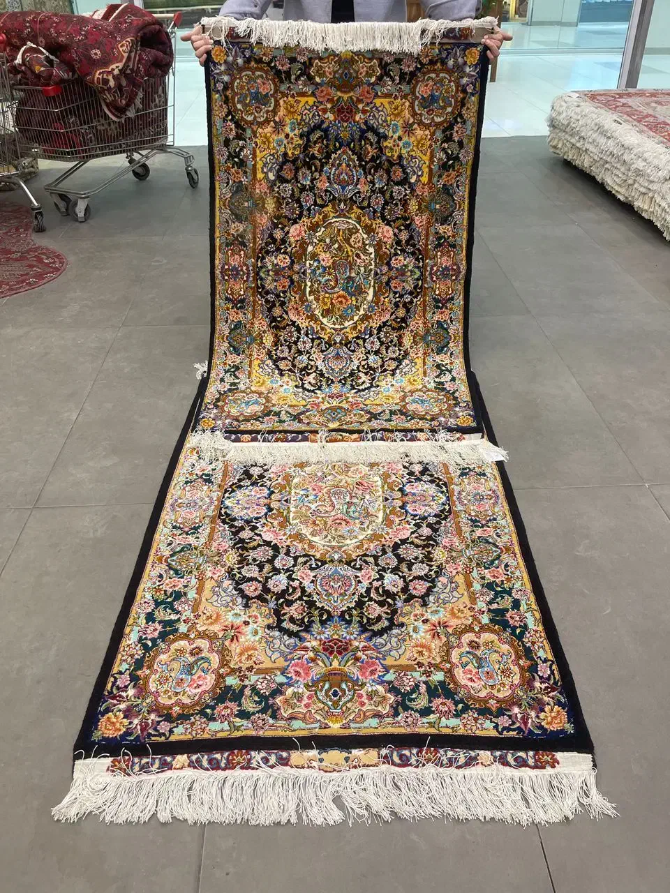 فرش دستباف (بساک)جفت ۹۰ درصدزرع نیم ابریشم سالاری|فرش|مشکین‌دشت, |دیوار