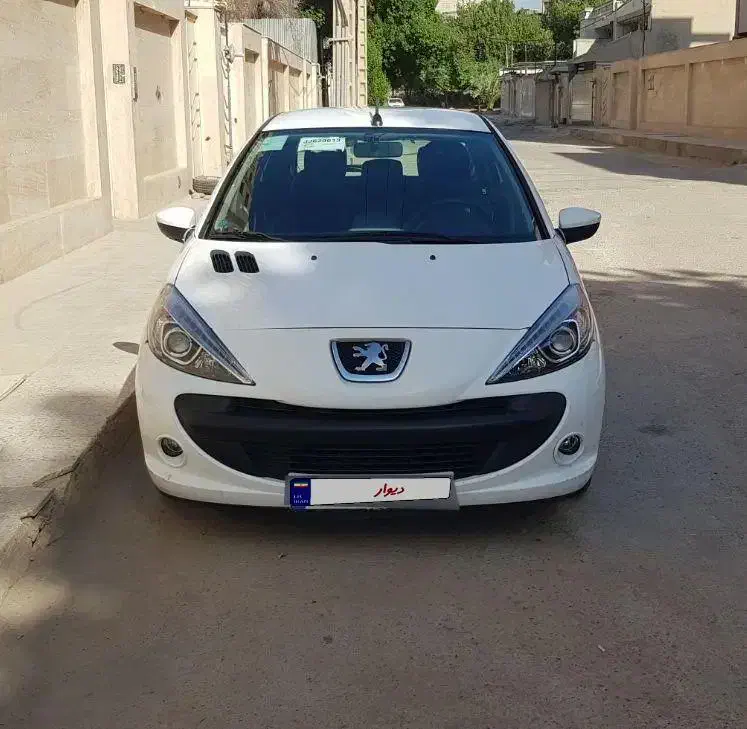 ۲۰۷ مدل ۹۷ دنده ای|خودرو سواری و وانت|اهواز, بازار آهن|دیوار