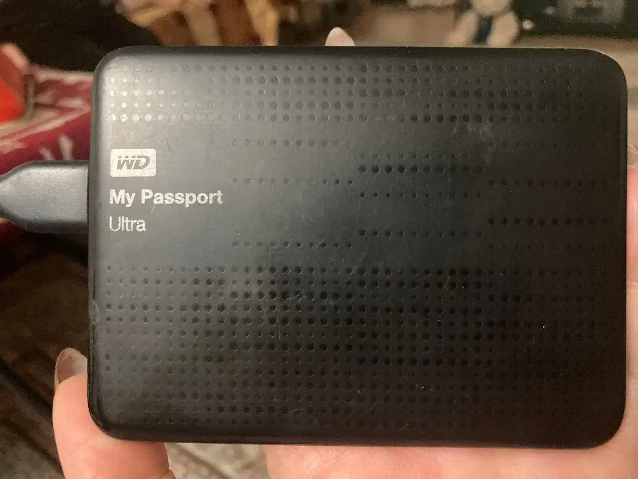 هارد اکسترنال همراه بهترین فیلم های سینما|قطعات و لوازم جانبی رایانه|تهران, زنجان جنوبی|دیوار