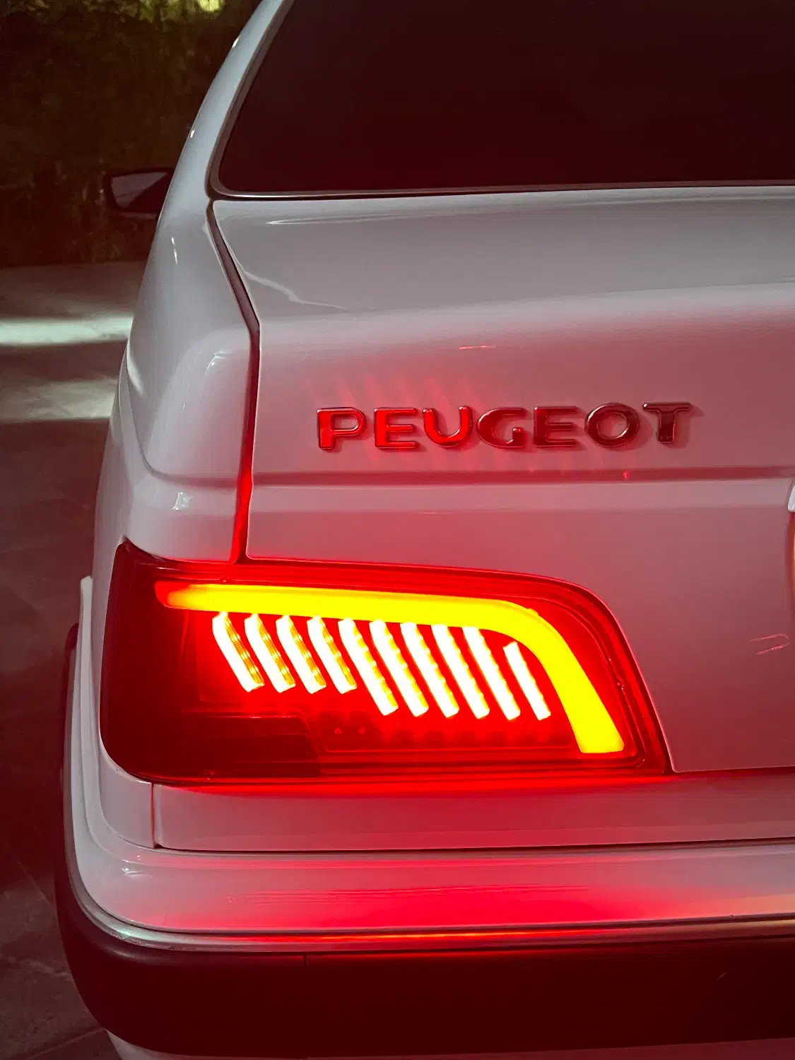 فروش پارس ایکس یو پی سفارشی ۴۰۲|خودرو سواری و وانت|بندر گز, |دیوار