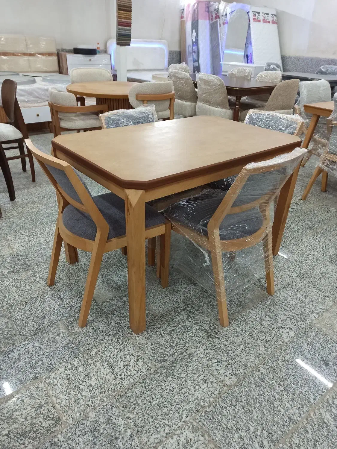 میز ناهار خوری کاملیا (( نقد و اقساط ))|میز و صندلی غذاخوری|خمینیشهر, |دیوار