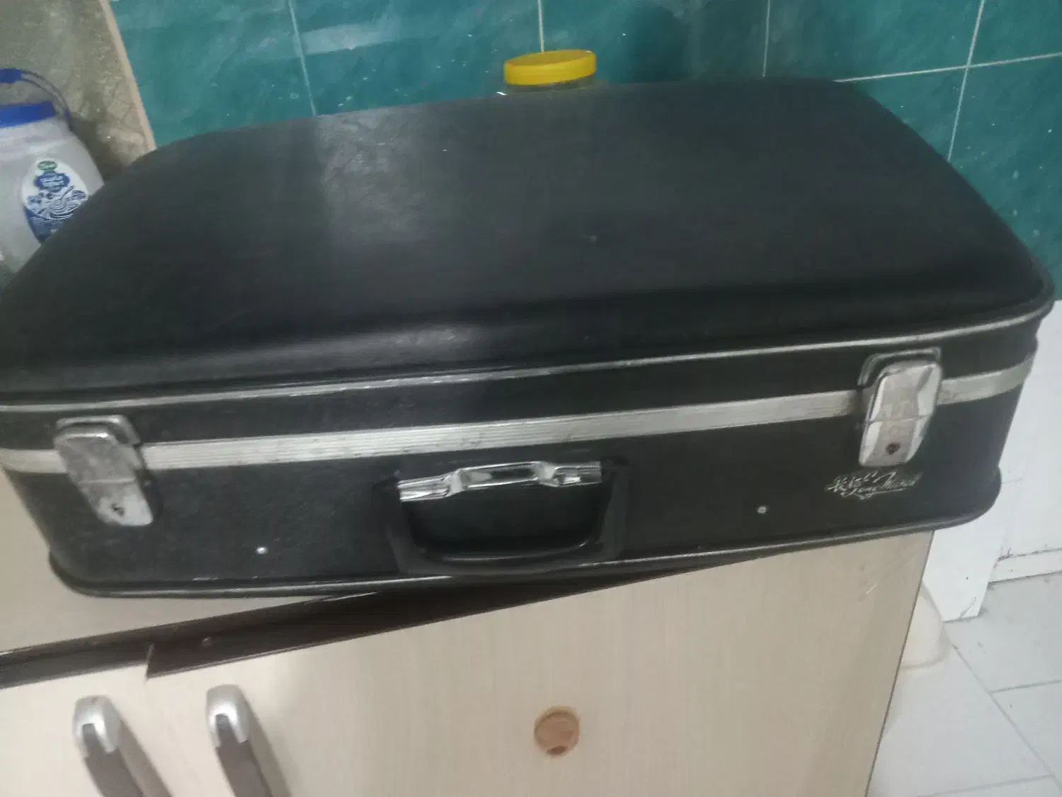 جا سیب وپیاز و چمدان قدیمی|حراج|اهواز, نادری|دیوار