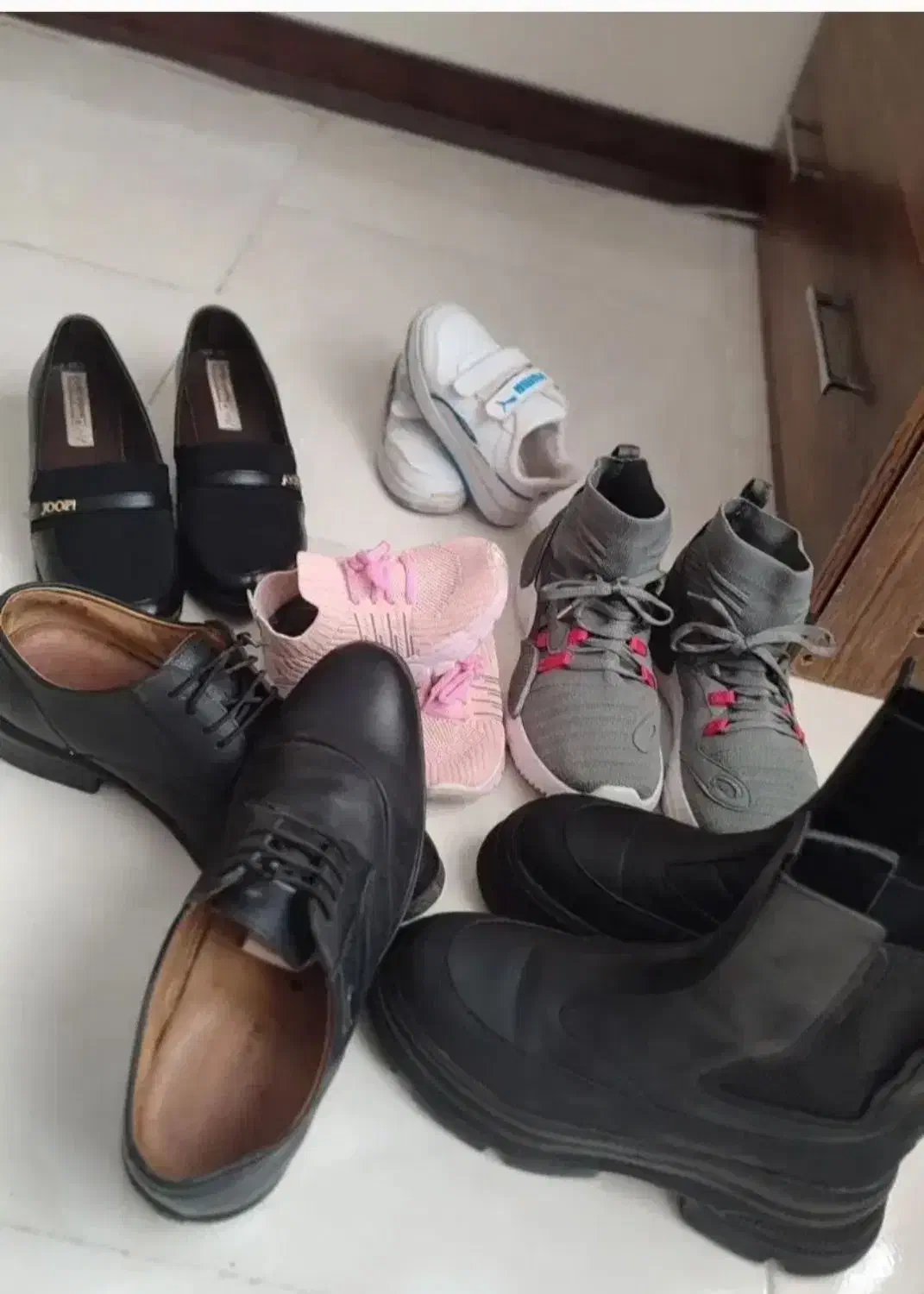 کفش پوتین|کفش و لباس بچه|هشتگرد, فاز ۱ مهستان|دیوار