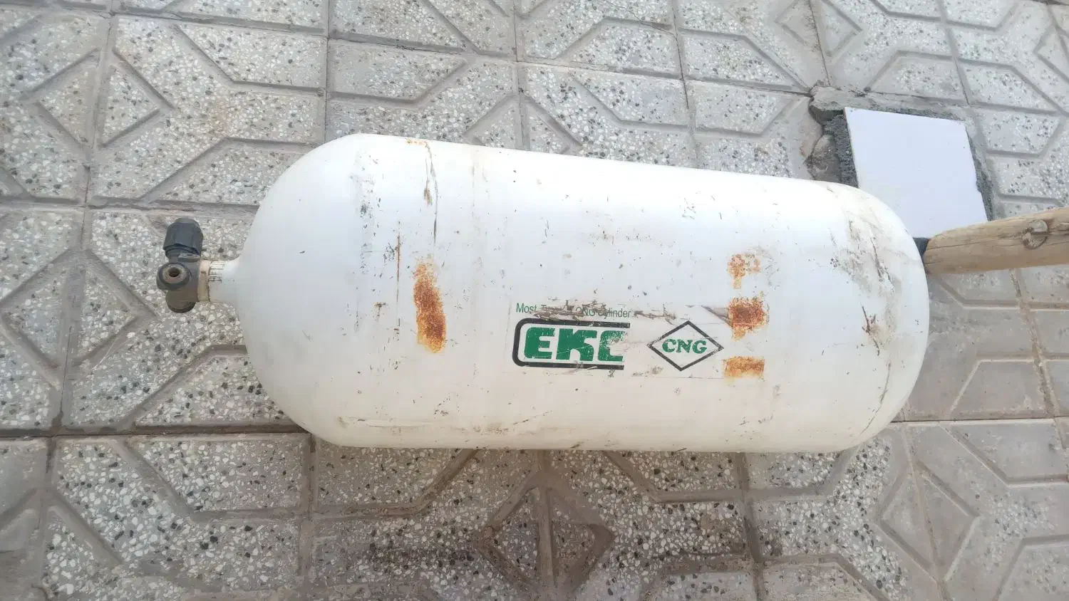 مخزن گاز|قطعات یدکی و لوازم جانبی|تربتحیدریه, بالا ولایت|دیوار