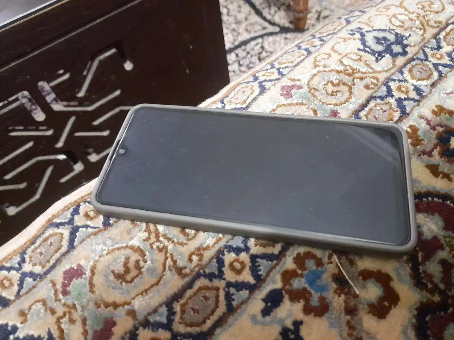 a31سالم ونو|موبایل|اصفهان, باغ فدک|دیوار