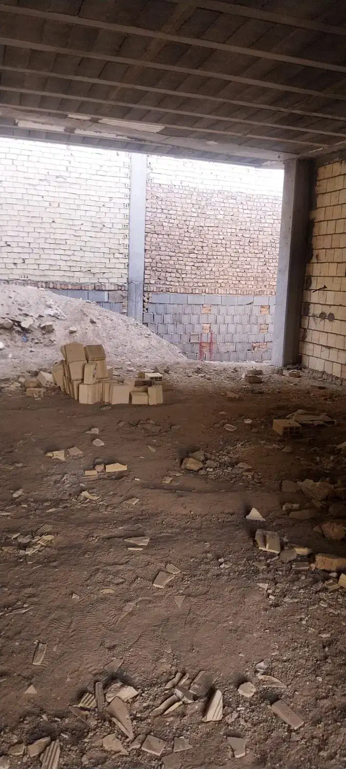 ساختمان  سفت کاری شده در بلوار مدرس فرعی۱۱|فروش خانه و ویلا|شهرضا, |دیوار