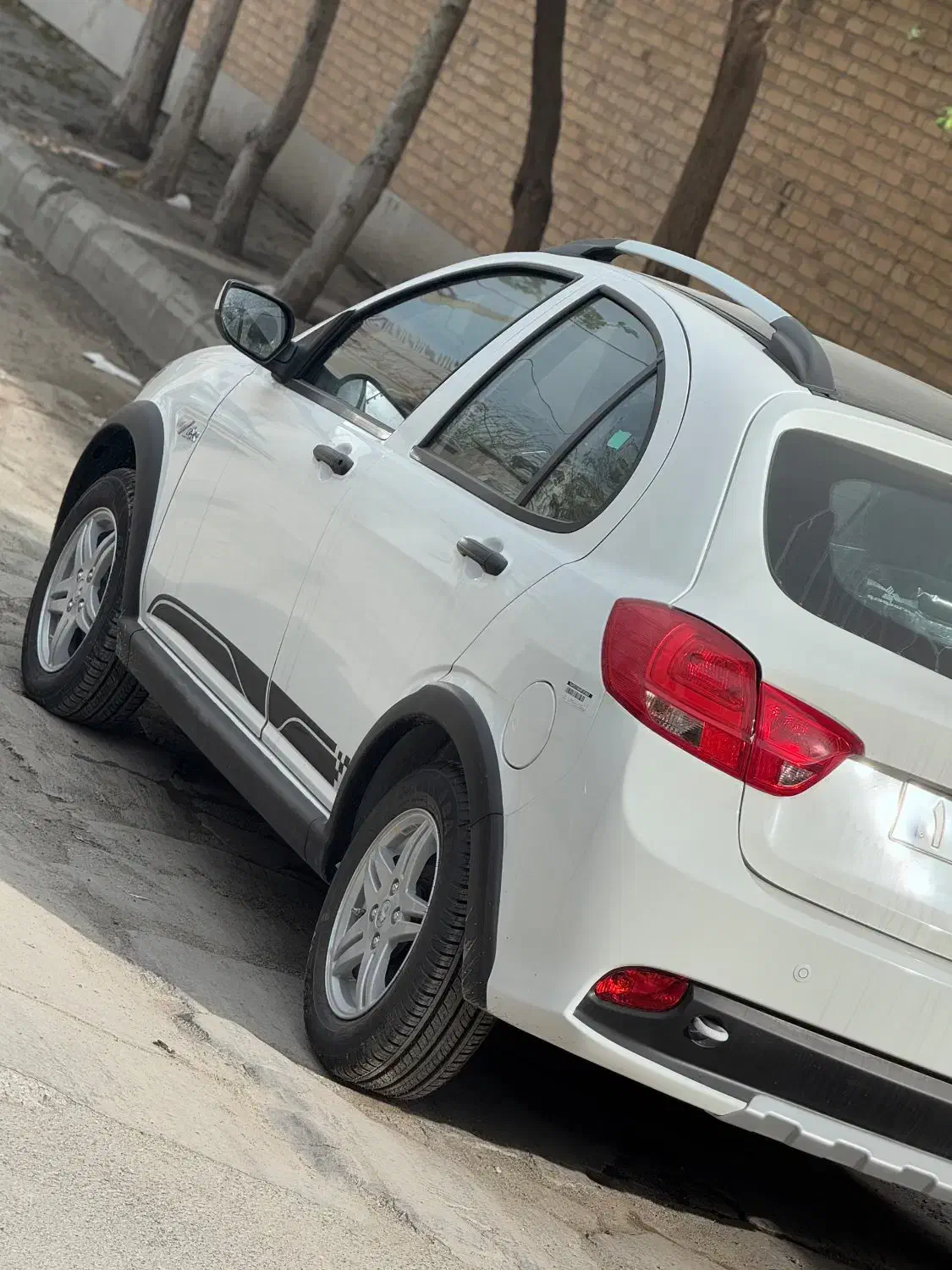 کوییک GXRL سقف مشکی رینگ آلومینیومی|خودرو سواری و وانت|کرمانشاه, |دیوار