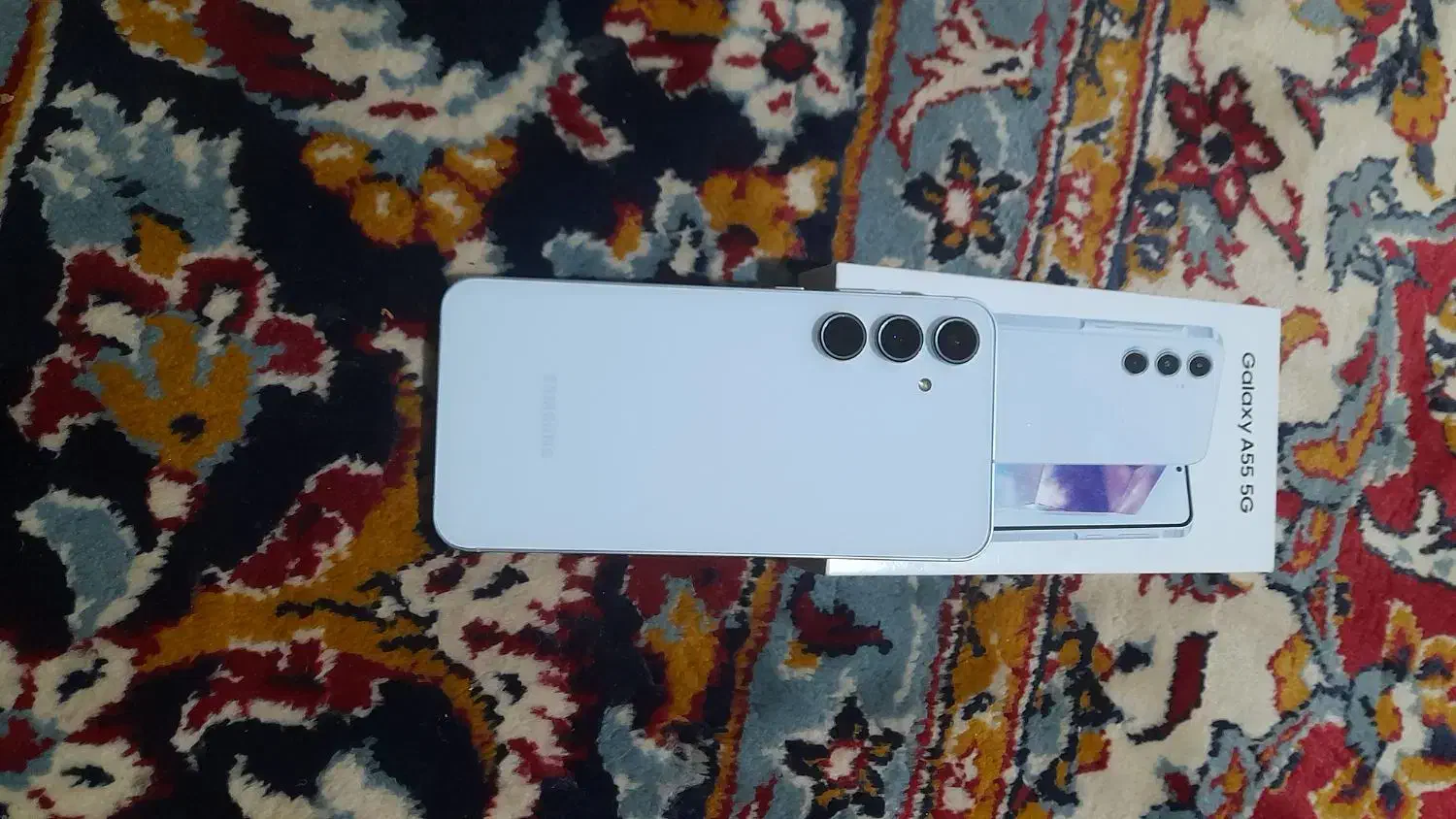 گلکسی A55رم ۱۲ حافظه ۲۵۶ سفید یاسی|موبایل|اسفراین, |دیوار