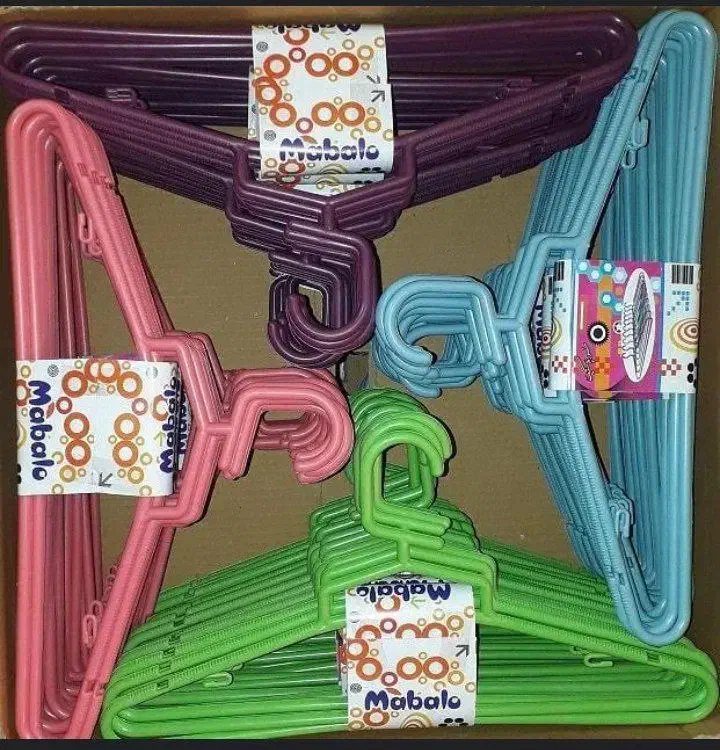 چوب لباسی و اویز لباس|بندرخت و رخت‌آویز|بیرجند, |دیوار