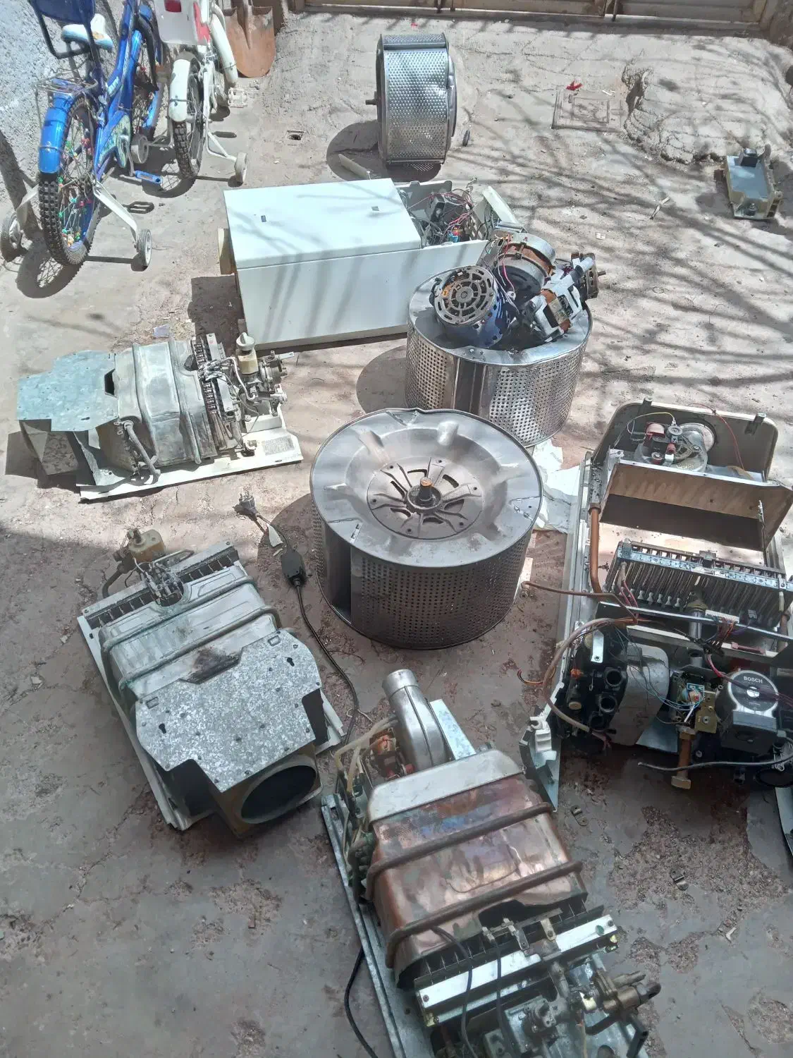 خریدار و فروشنده  آبگرمکن خراب|آبگرمکن، پکیج، شوفاژ|قزوین, |دیوار