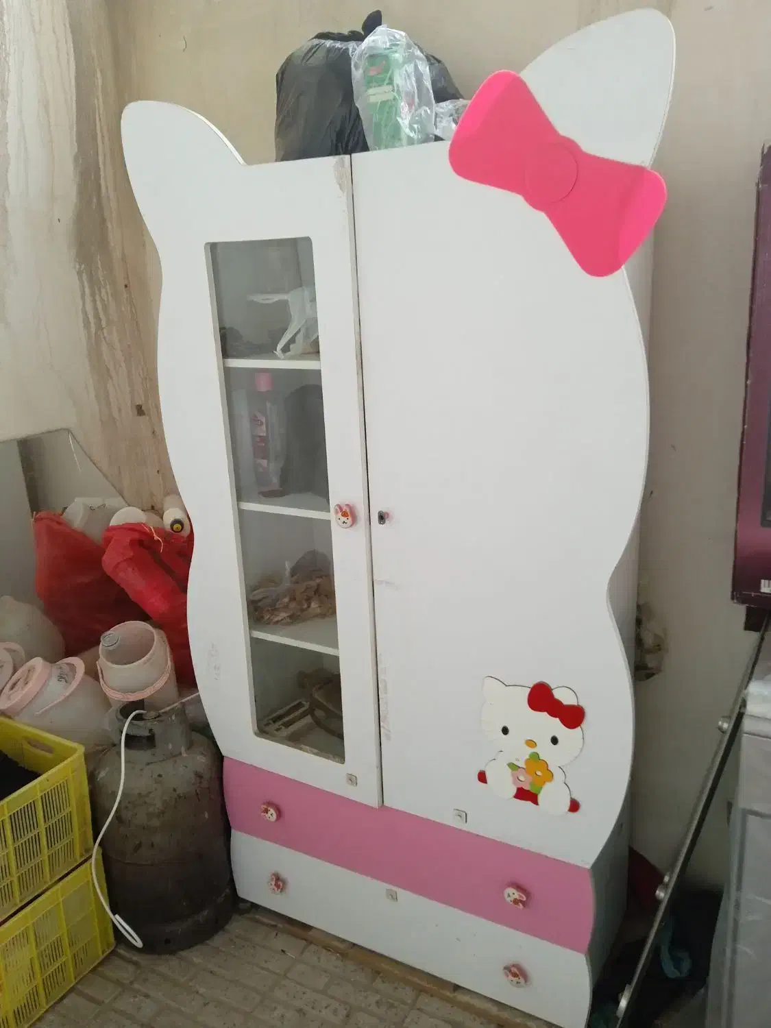 کمد|جاکفشی، کمد، دراور|ملایر, |دیوار