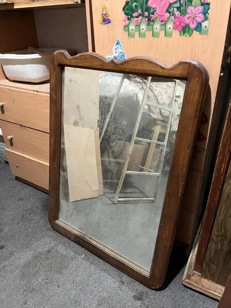 اینه|آینه|اراک, |دیوار