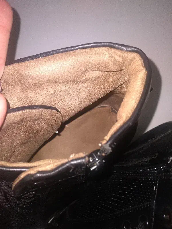 نیم بوت،کتونی همه سایز ۴۰|کیف، کفش، کمربند|الوند, |دیوار