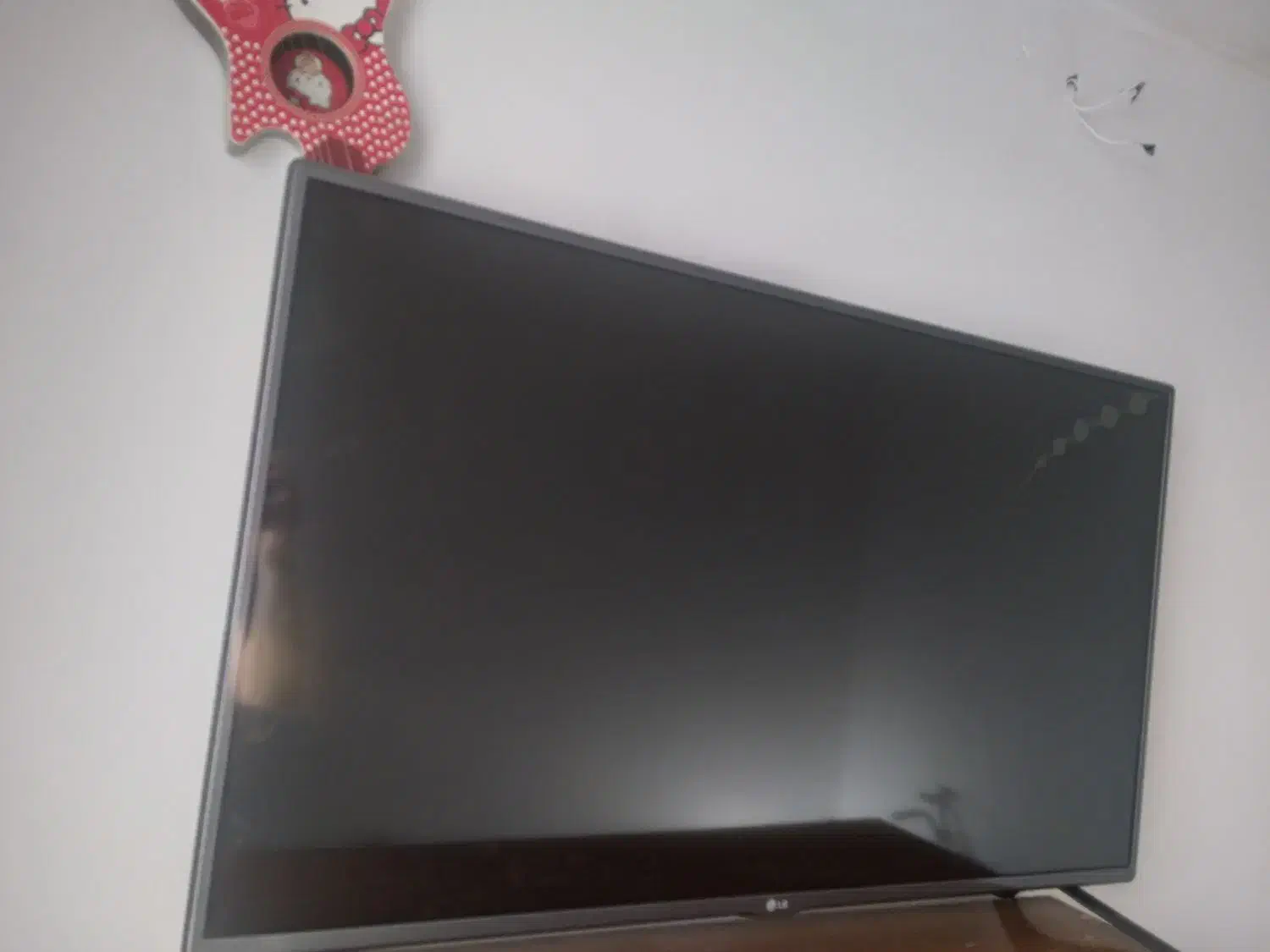 فروش تلویزیون ال جی ۴۲ اینچ صفحه شکسته|تلویزیون و پروژکتور|ملارد, |دیوار