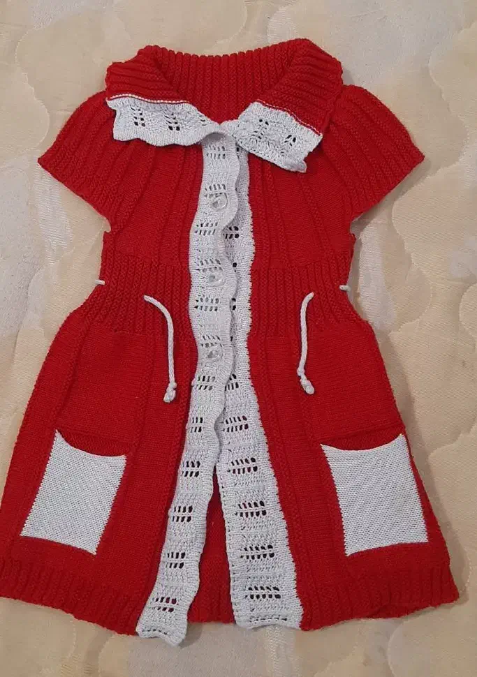 کاپشن و بارانی ولباس و کفش دخترانه|کفش و لباس بچه|تربتحیدریه, ۴۵ متری|دیوار